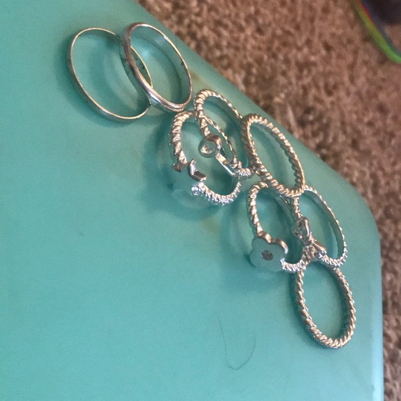 Size 8 stackable rings - Picture 3 of 5